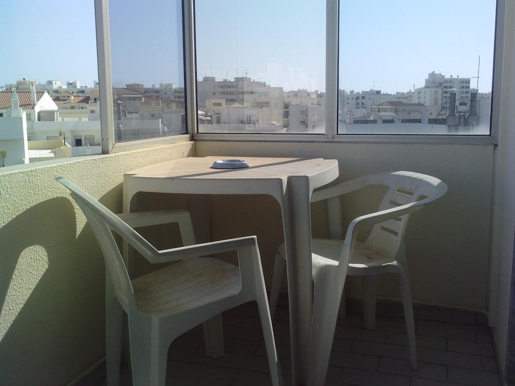 Residencial Nosso Paraiso Bed & Breakfast Quarteira Rom bilde